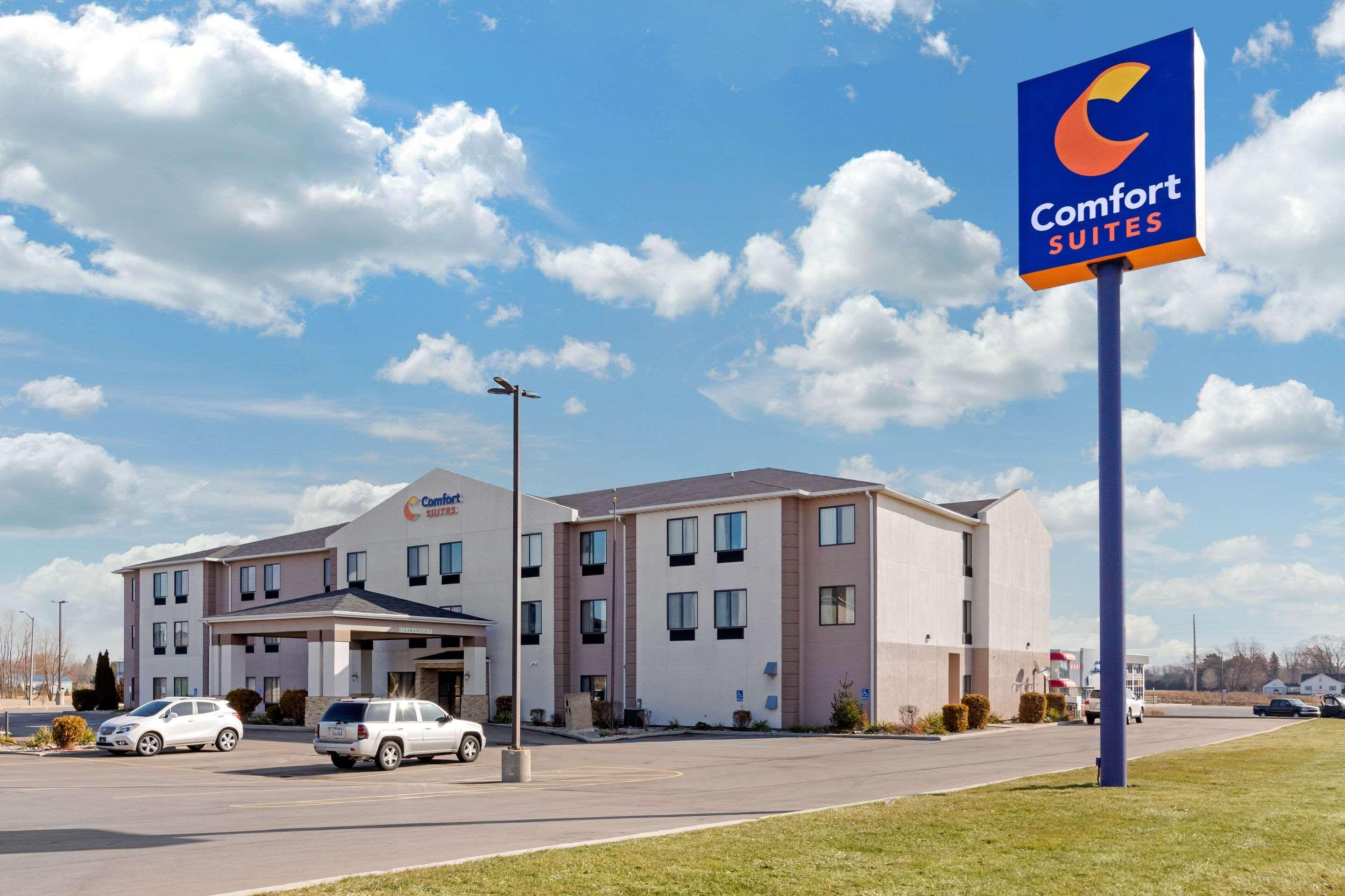 Comfort Suites South Haven Near I-96 Exterior foto
