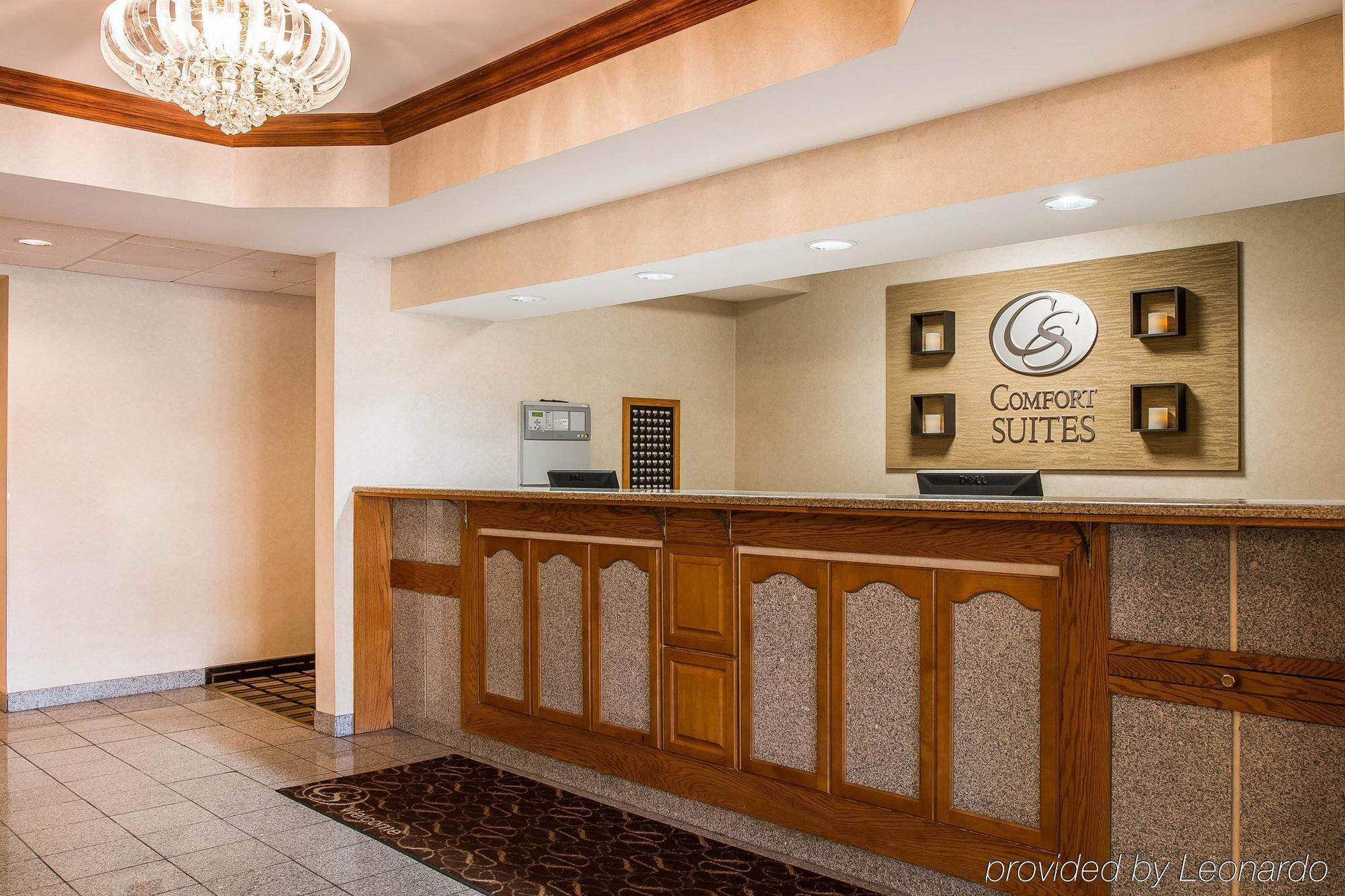 Comfort Suites South Haven Near I-96 Exterior foto